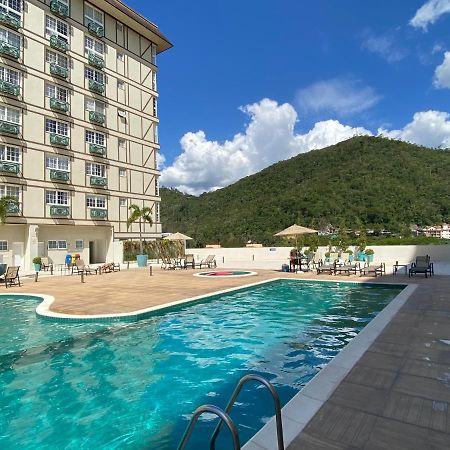 Flat 217 Granja Brasil - Com Piscina Em Itaipava Apartment Petropolis  Bagian luar foto